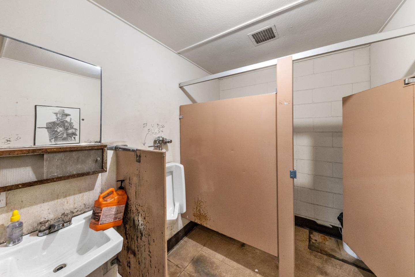 Detail Gallery Image 28 of 36 For 1139 Airport Blvd, South San Francisco,  CA 94080 - – Beds | – Baths