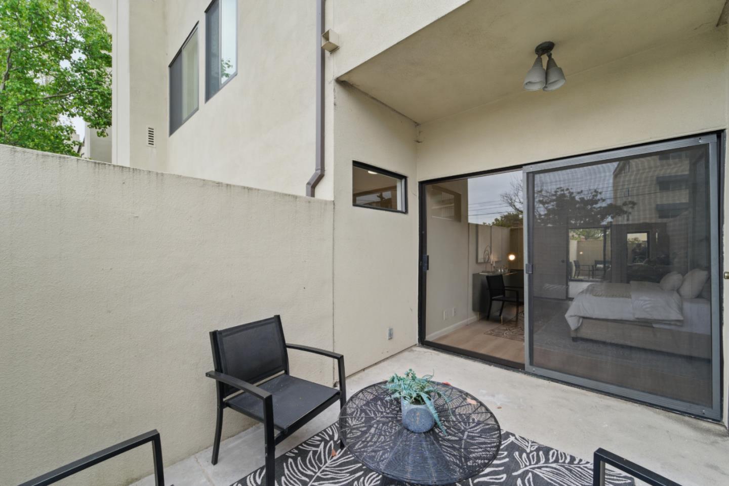 Detail Gallery Image 23 of 36 For 425 N El Camino Real #107,  San Mateo,  CA 94401 - 2 Beds | 2 Baths