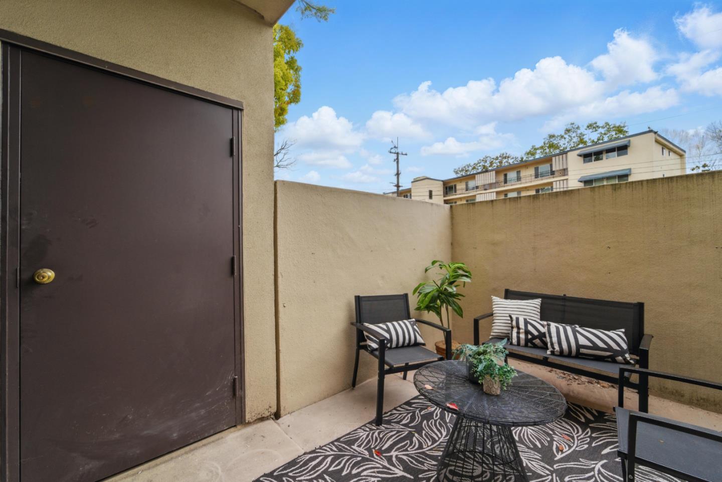 Detail Gallery Image 24 of 36 For 425 N El Camino Real #107,  San Mateo,  CA 94401 - 2 Beds | 2 Baths