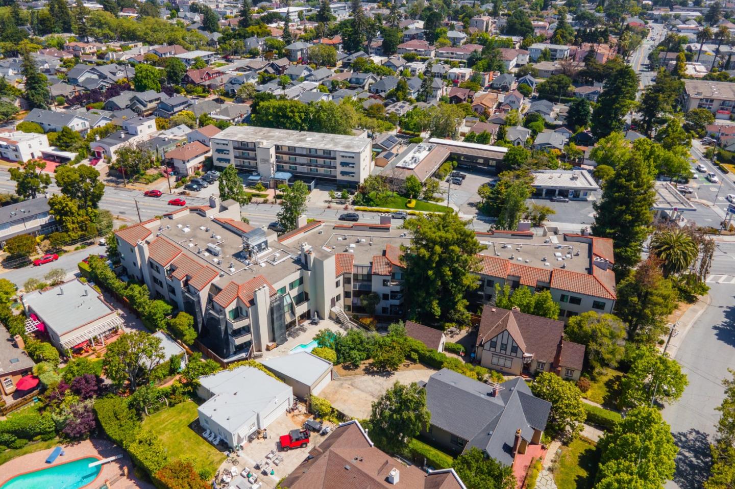 Detail Gallery Image 27 of 36 For 425 N El Camino Real #107,  San Mateo,  CA 94401 - 2 Beds | 2 Baths
