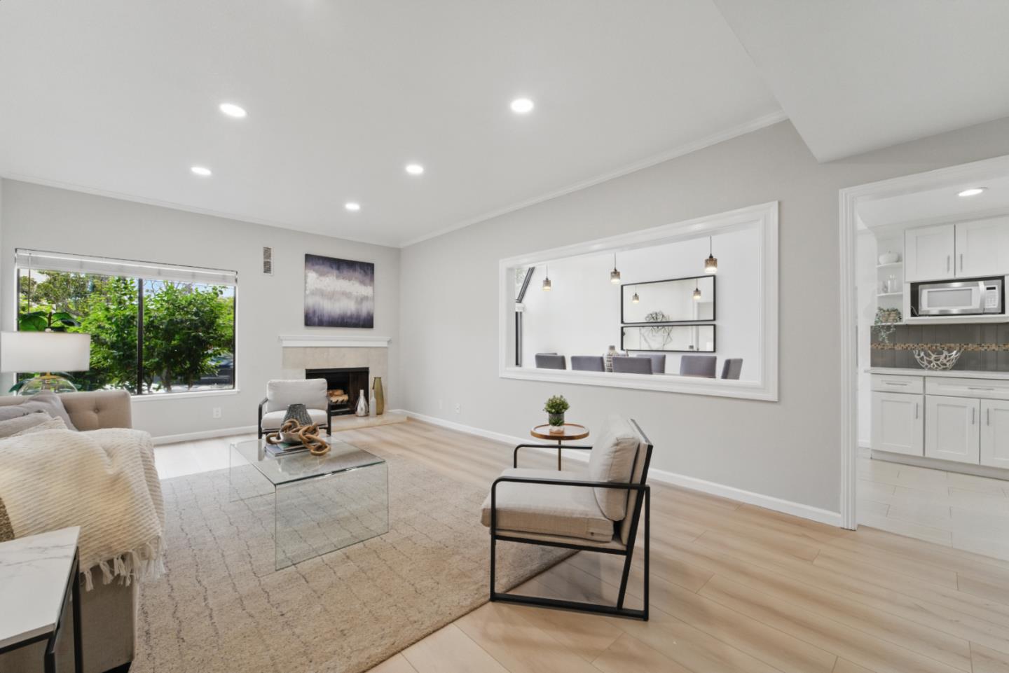 Detail Gallery Image 3 of 36 For 425 N El Camino Real #107,  San Mateo,  CA 94401 - 2 Beds | 2 Baths