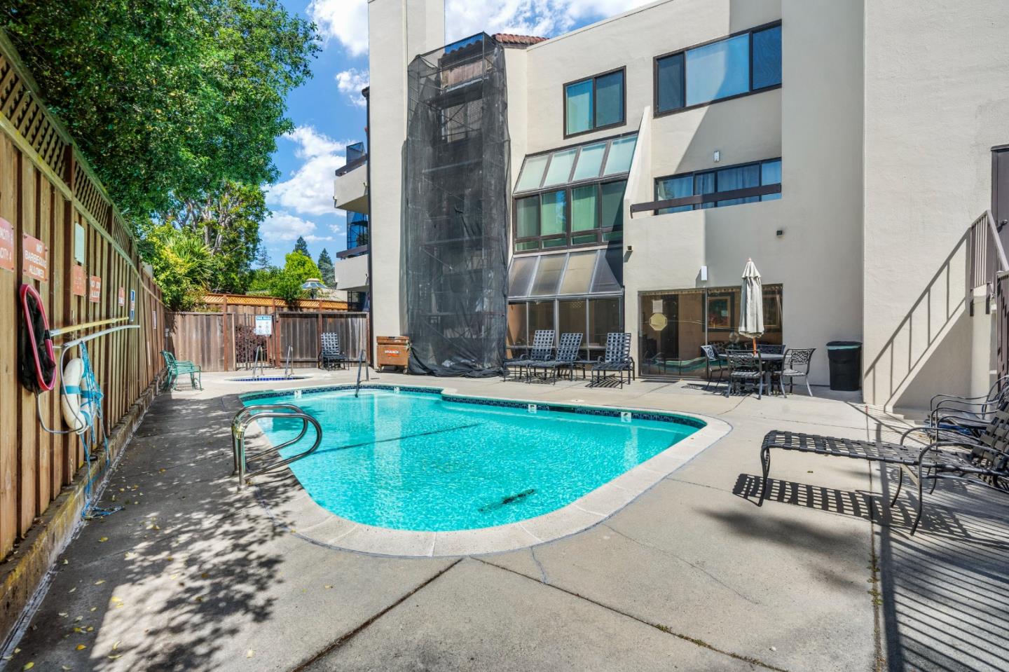 Detail Gallery Image 34 of 36 For 425 N El Camino Real #107,  San Mateo,  CA 94401 - 2 Beds | 2 Baths