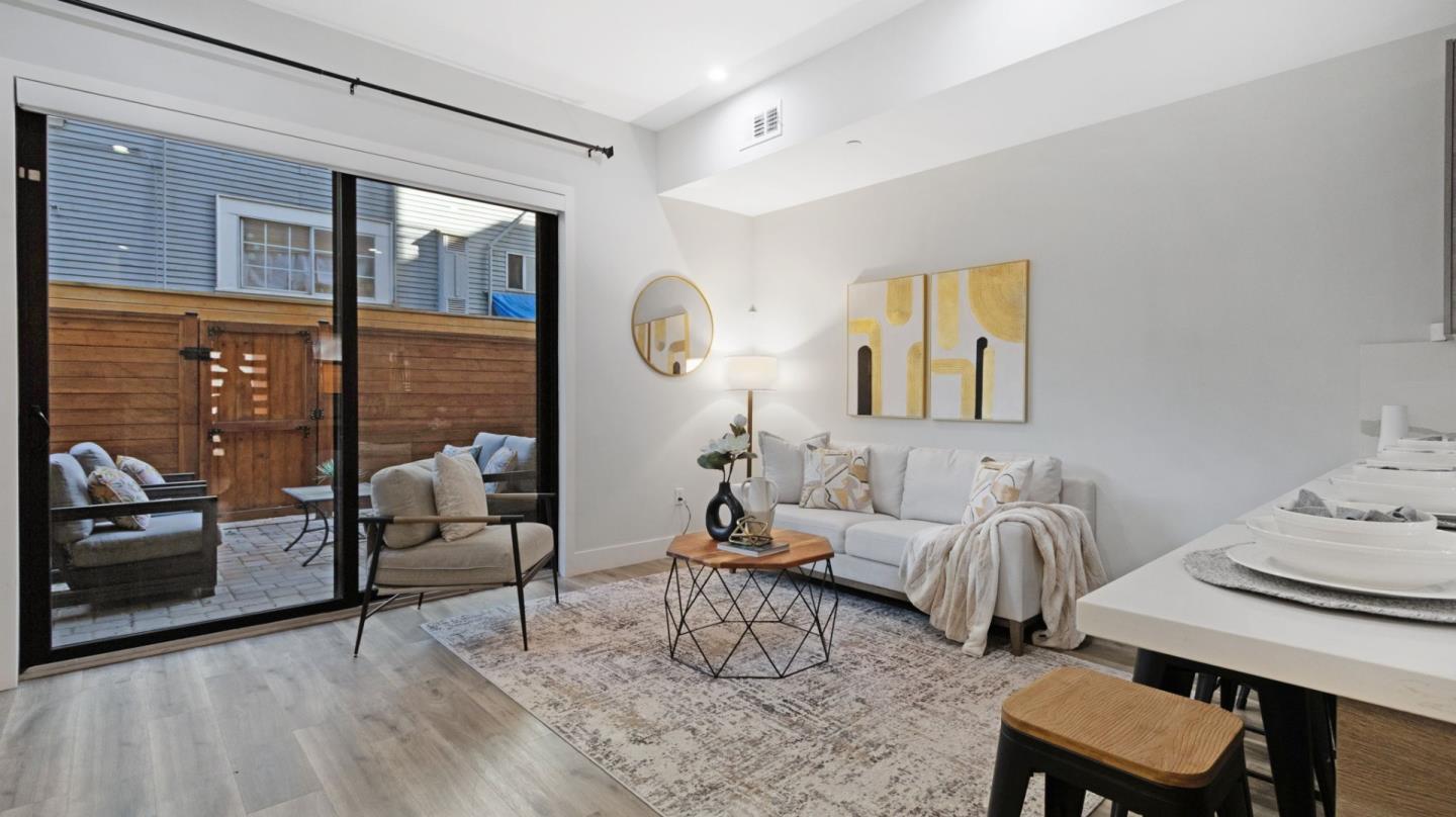 Detail Gallery Image 2 of 50 For 737 S 2nd St #2,  San Jose,  CA 95112 - 3 Beds | 3 Baths