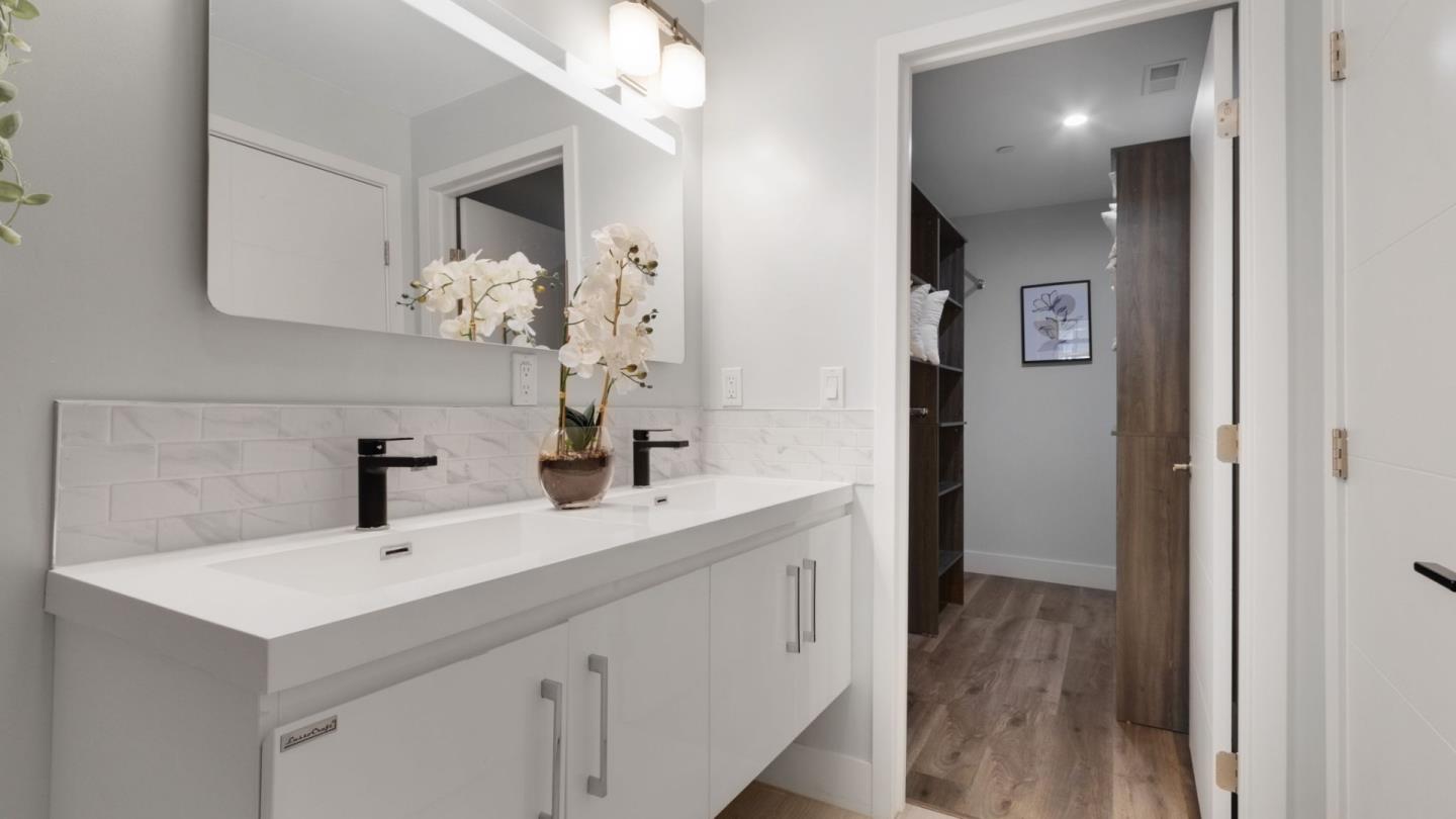 Detail Gallery Image 24 of 50 For 737 S 2nd St #2,  San Jose,  CA 95112 - 3 Beds | 3 Baths