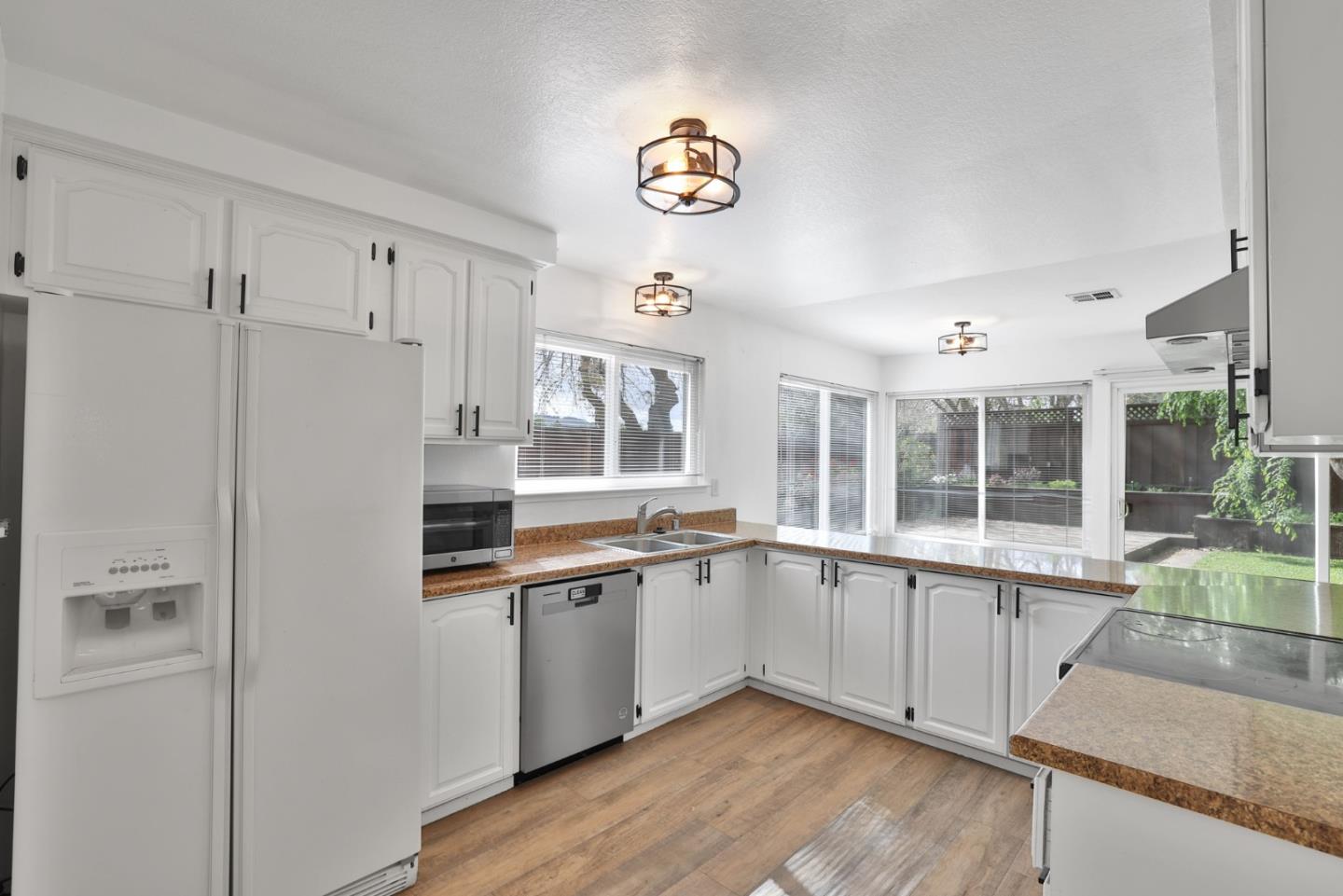 Detail Gallery Image 11 of 26 For 165 Cheltenham Way, San Jose,  CA 95139 - 4 Beds | 2 Baths