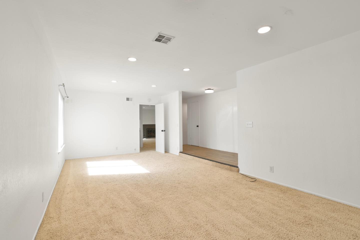 Detail Gallery Image 6 of 26 For 165 Cheltenham Way, San Jose,  CA 95139 - 4 Beds | 2 Baths