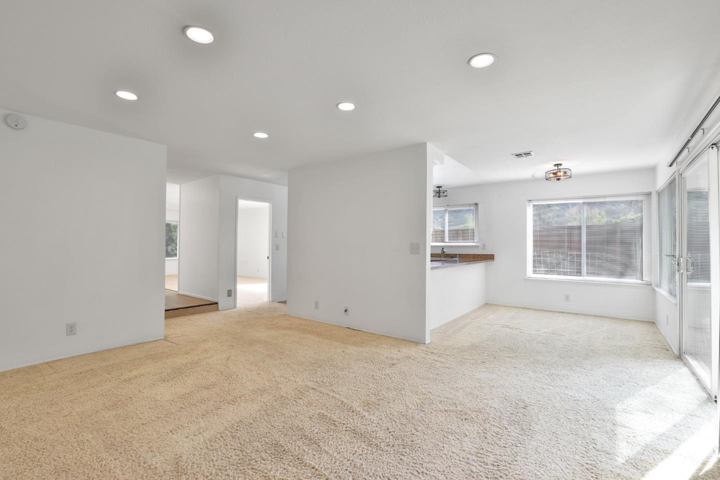 Detail Gallery Image 8 of 26 For 165 Cheltenham Way, San Jose,  CA 95139 - 4 Beds | 2 Baths