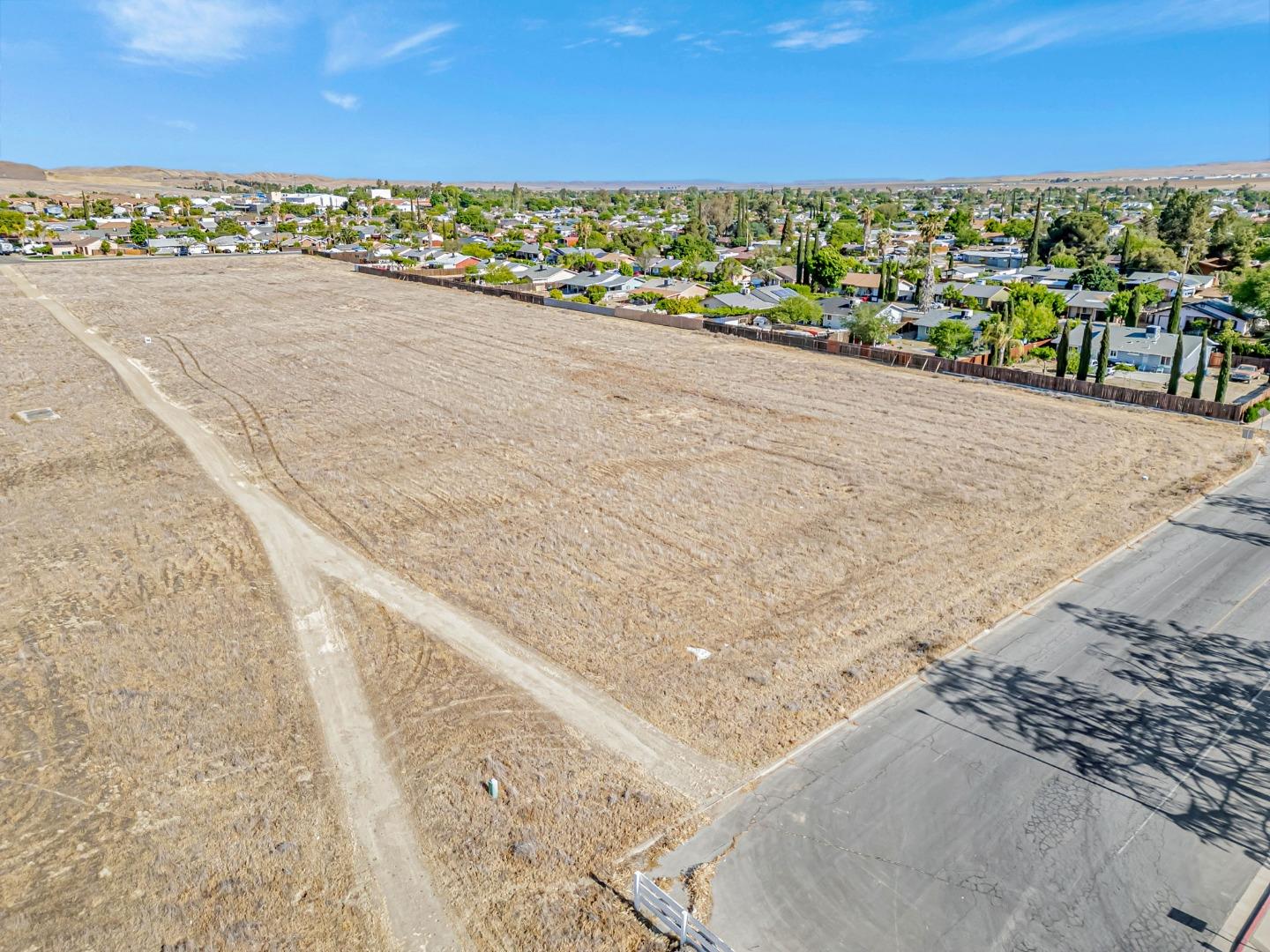 Detail Gallery Image 11 of 29 For 101 Amador St, Avenal,  CA 93204 - – Beds | – Baths
