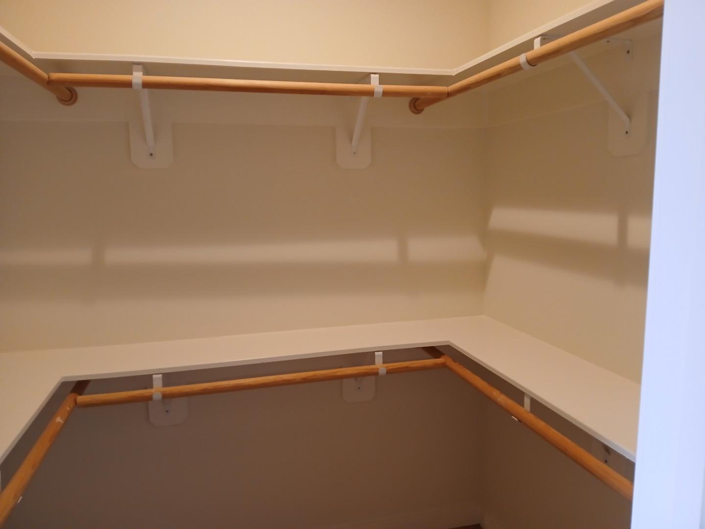 Detail Gallery Image 7 of 11 For 415 Spruce St, Half Moon Bay,  CA 94019 - 2 Beds | 2 Baths