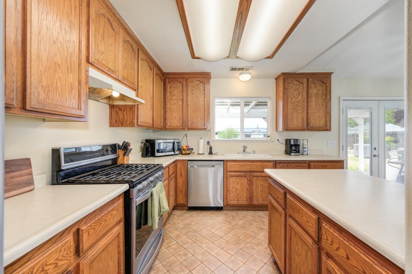 Detail Gallery Image 11 of 37 For 2412 Quiver Dr, Ione,  CA 95640 - 3 Beds | 2 Baths