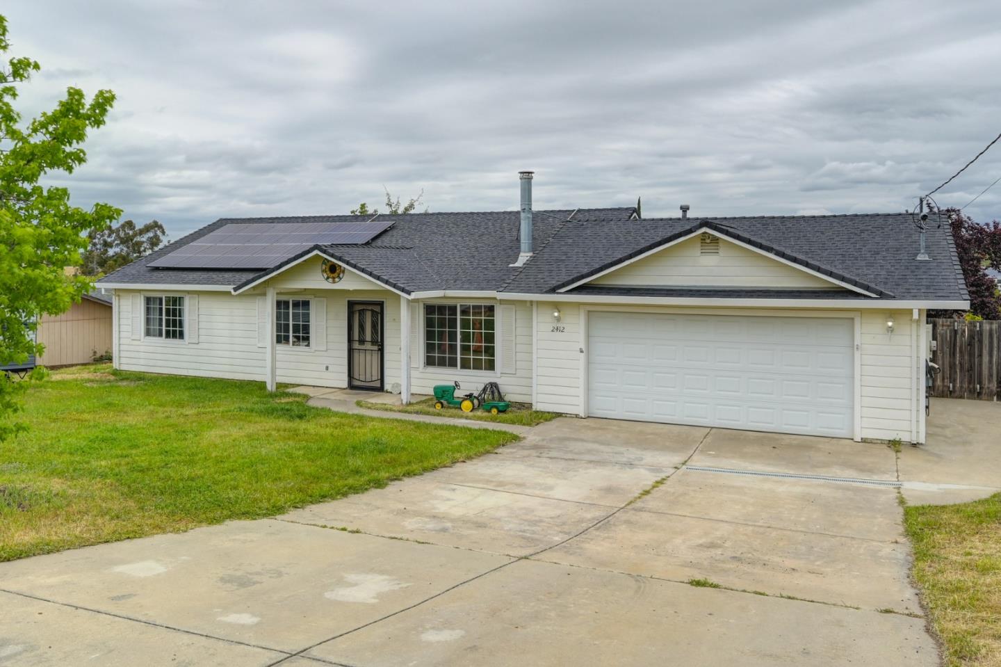 Detail Gallery Image 2 of 37 For 2412 Quiver Dr, Ione,  CA 95640 - 3 Beds | 2 Baths