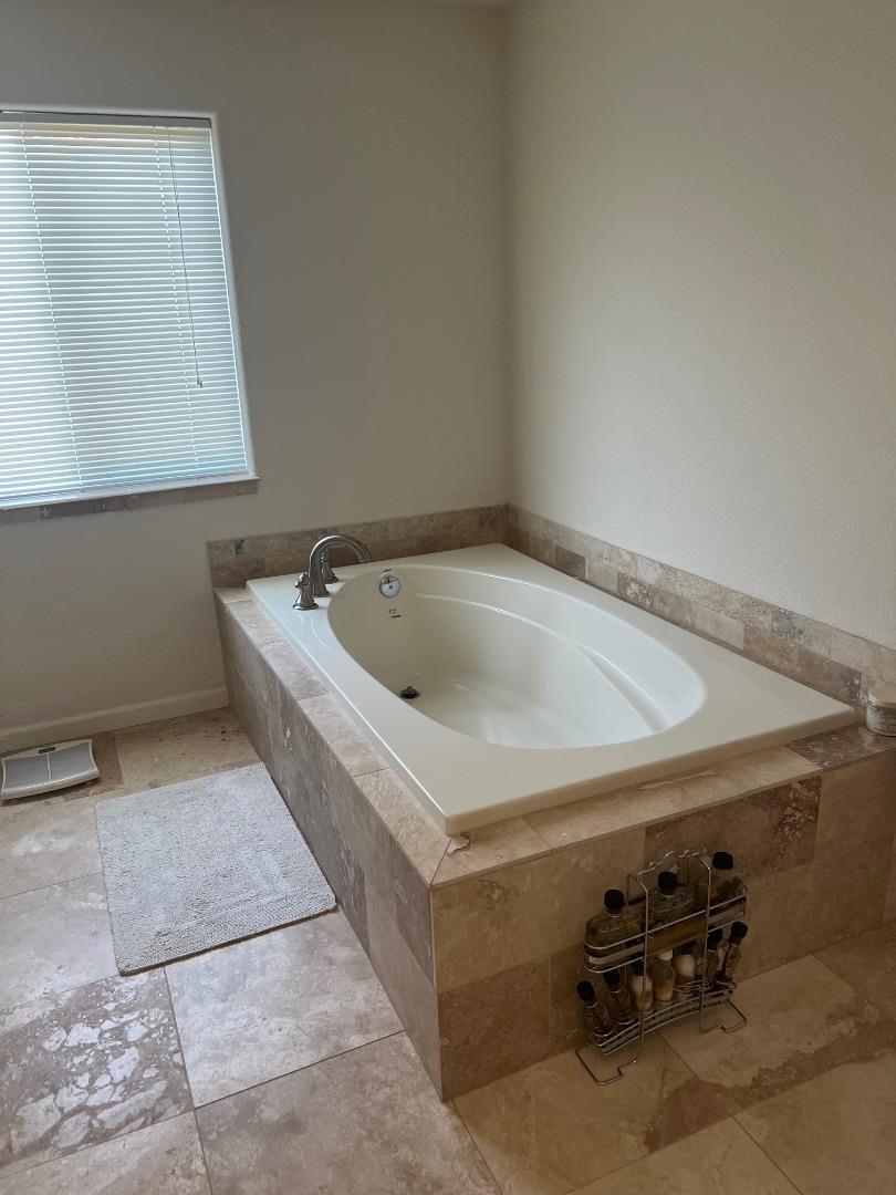 Detail Gallery Image 11 of 18 For 629 Poker Flat Rd, Copperopolis,  CA 95228 - 3 Beds | 2/1 Baths