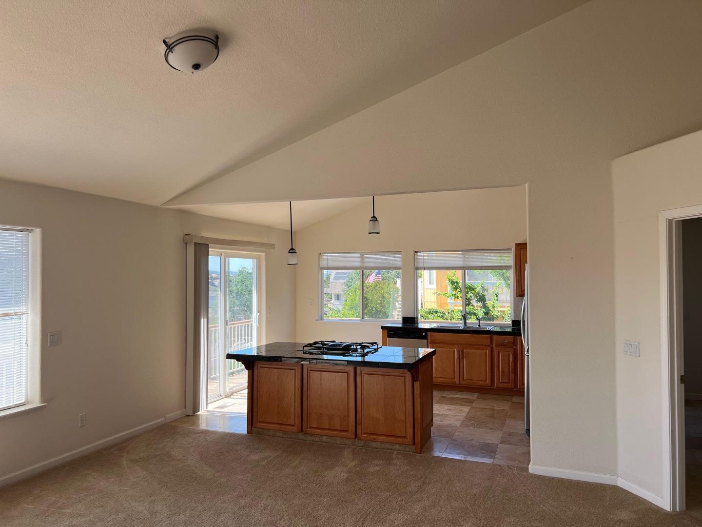 Detail Gallery Image 7 of 18 For 629 Poker Flat Rd, Copperopolis,  CA 95228 - 3 Beds | 2/1 Baths
