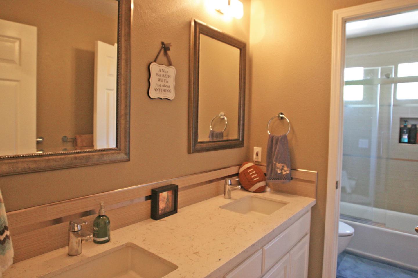 Detail Gallery Image 13 of 20 For 4754 San Tropico Ct, San Jose,  CA 95135 - 5 Beds | 3 Baths