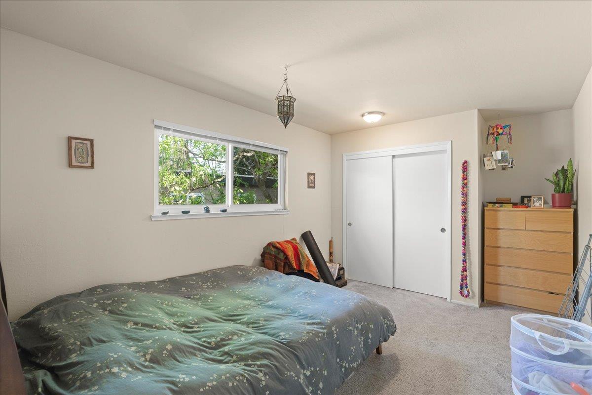 Detail Gallery Image 19 of 41 For 933 Florence Ln, Menlo Park,  CA 94025 - – Beds | – Baths