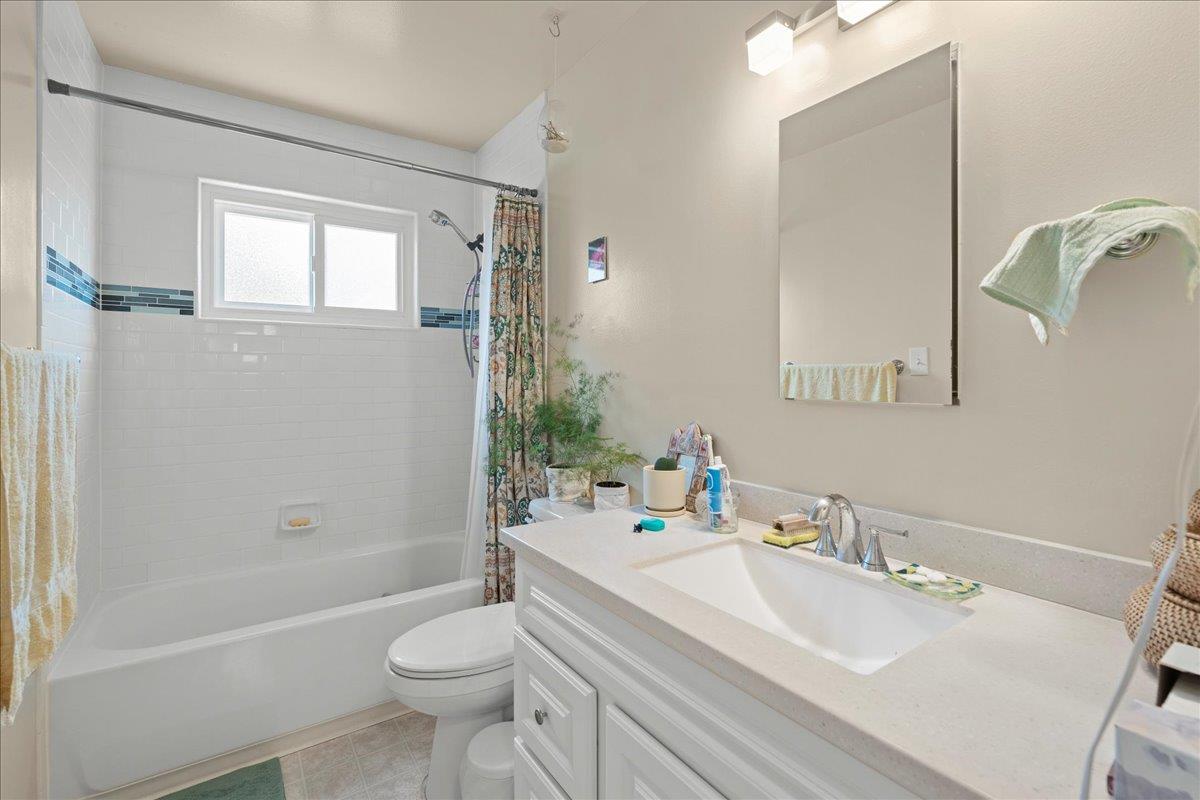 Detail Gallery Image 21 of 41 For 933 Florence Ln, Menlo Park,  CA 94025 - – Beds | – Baths