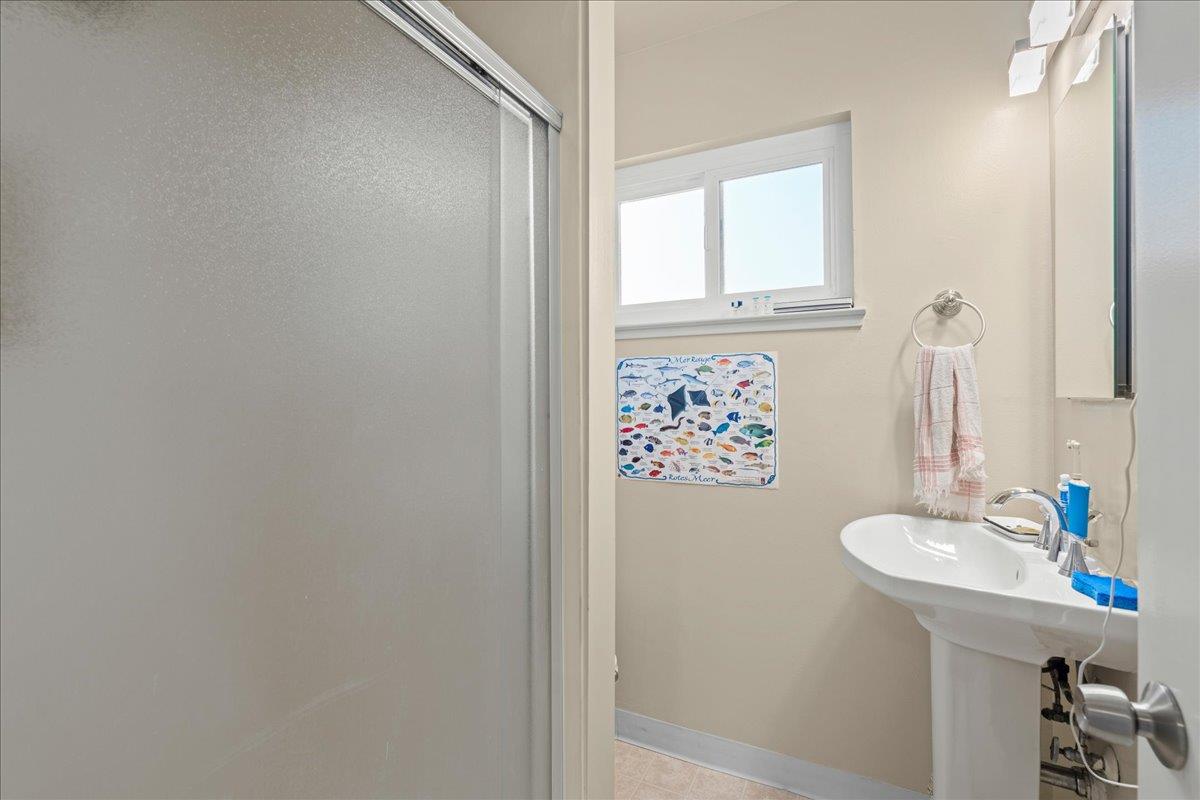 Detail Gallery Image 22 of 41 For 933 Florence Ln, Menlo Park,  CA 94025 - – Beds | – Baths