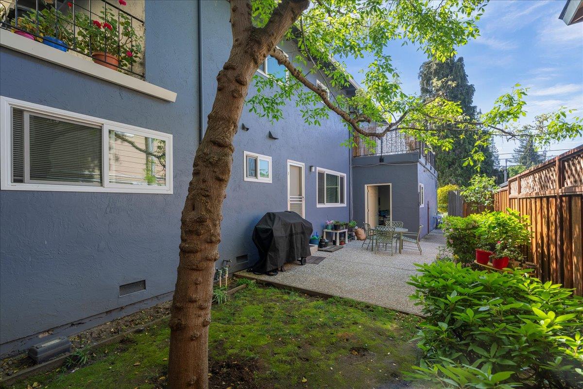 Detail Gallery Image 27 of 41 For 933 Florence Ln, Menlo Park,  CA 94025 - – Beds | – Baths