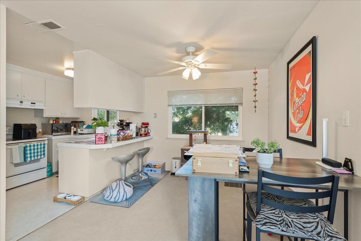 Detail Gallery Image 9 of 41 For 933 Florence Ln, Menlo Park,  CA 94025 - – Beds | – Baths