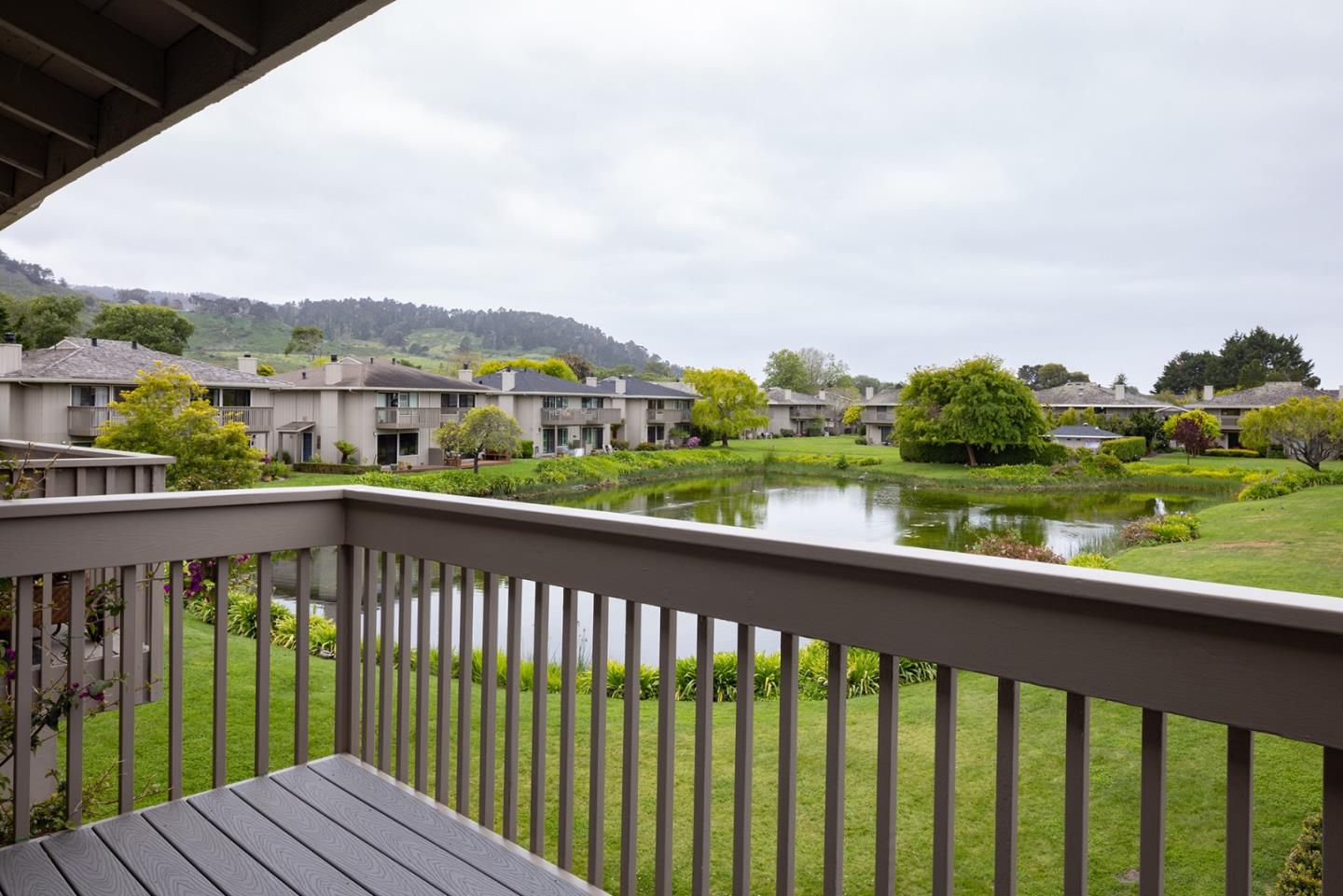 Detail Gallery Image 11 of 27 For 3850 Rio Rd #35,  Carmel,  CA 93923 - 2 Beds | 2/1 Baths