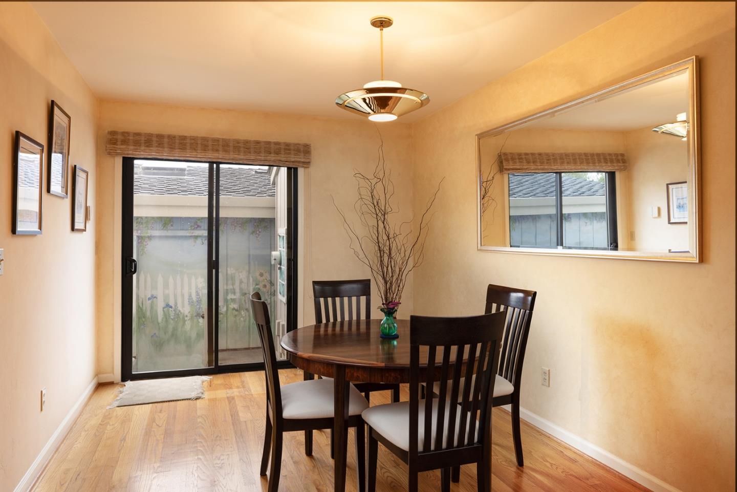 Detail Gallery Image 9 of 27 For 3850 Rio Rd #35,  Carmel,  CA 93923 - 2 Beds | 2/1 Baths