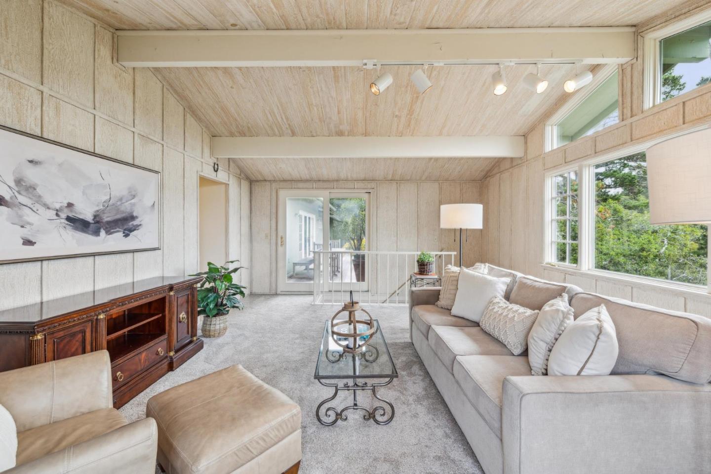 Detail Gallery Image 23 of 39 For 2 Se Pine Ridge Way, Carmel,  CA 93921 - 4 Beds | 3/1 Baths