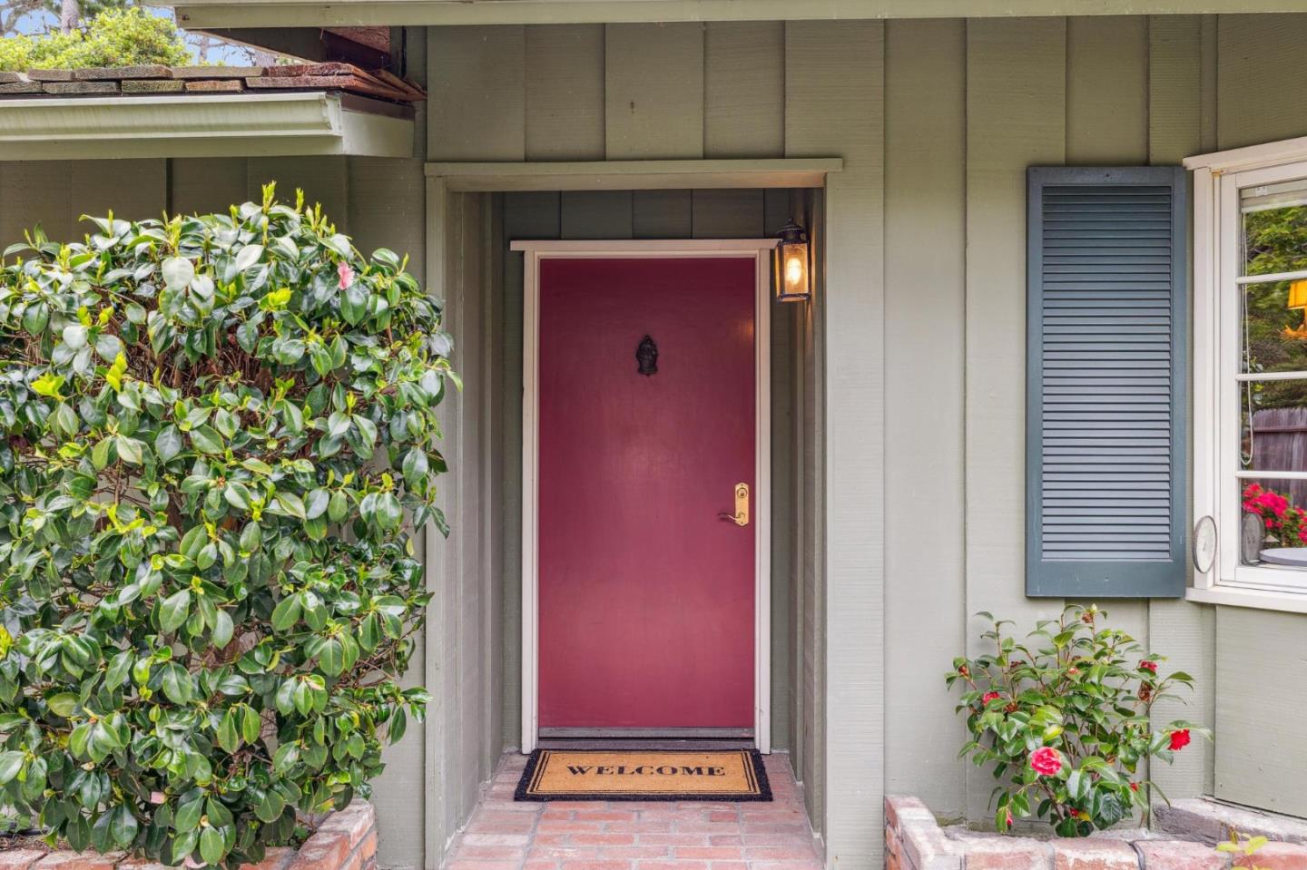 Detail Gallery Image 4 of 39 For 2 Se Pine Ridge Way, Carmel,  CA 93921 - 4 Beds | 3/1 Baths
