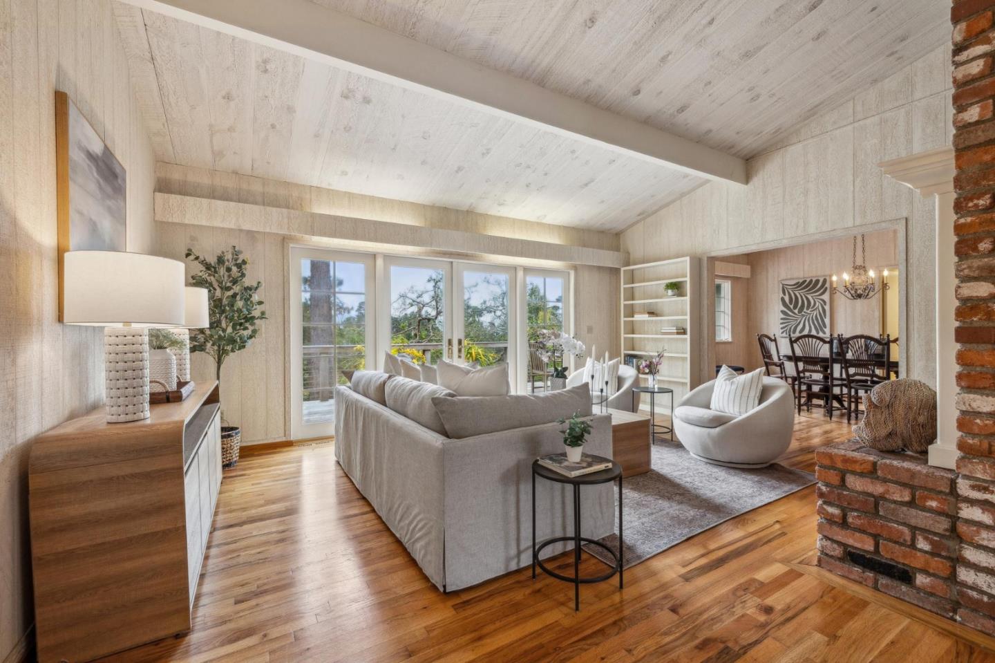 Detail Gallery Image 5 of 39 For 2 Se Pine Ridge Way, Carmel,  CA 93921 - 4 Beds | 3/1 Baths