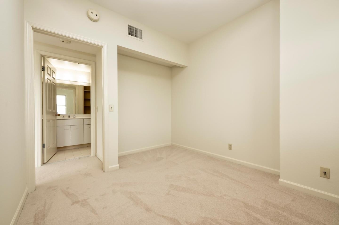 Detail Gallery Image 5 of 5 For 1 Baldwin Ave #616,  San Mateo,  CA 94401 - 1 Beds | 2 Baths