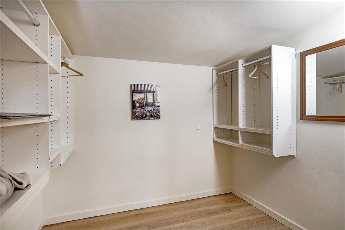 Detail Gallery Image 10 of 20 For 19140 Laurel Dr, Los Gatos,  CA 95033 - 1 Beds | 1 Baths