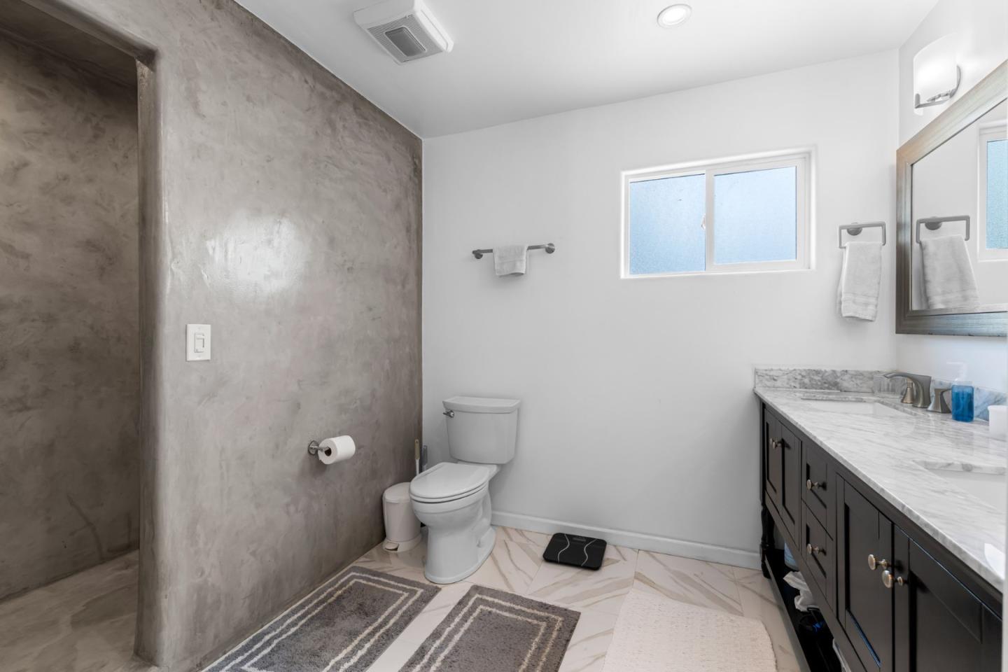 Detail Gallery Image 31 of 39 For 1575 Military Ave, Seaside,  CA 93955 - 3 Beds | 2 Baths