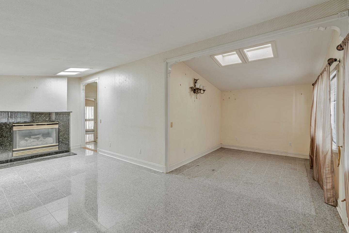 Detail Gallery Image 11 of 38 For 1113 Patterson Ln, Pacific Grove,  CA 93950 - 3 Beds | 1 Baths