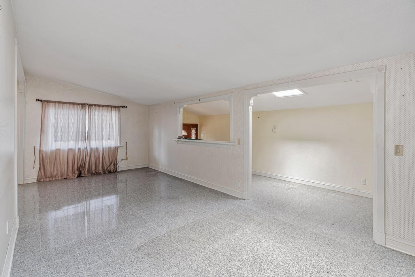 Detail Gallery Image 12 of 38 For 1113 Patterson Ln, Pacific Grove,  CA 93950 - 3 Beds | 1 Baths