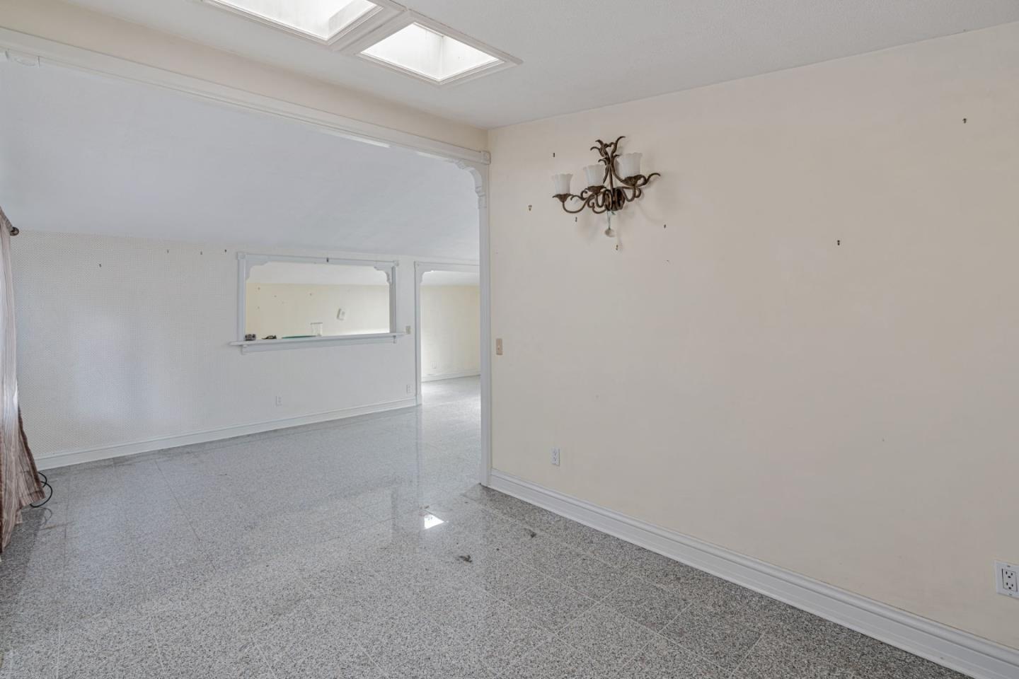 Detail Gallery Image 17 of 38 For 1113 Patterson Ln, Pacific Grove,  CA 93950 - 3 Beds | 1 Baths