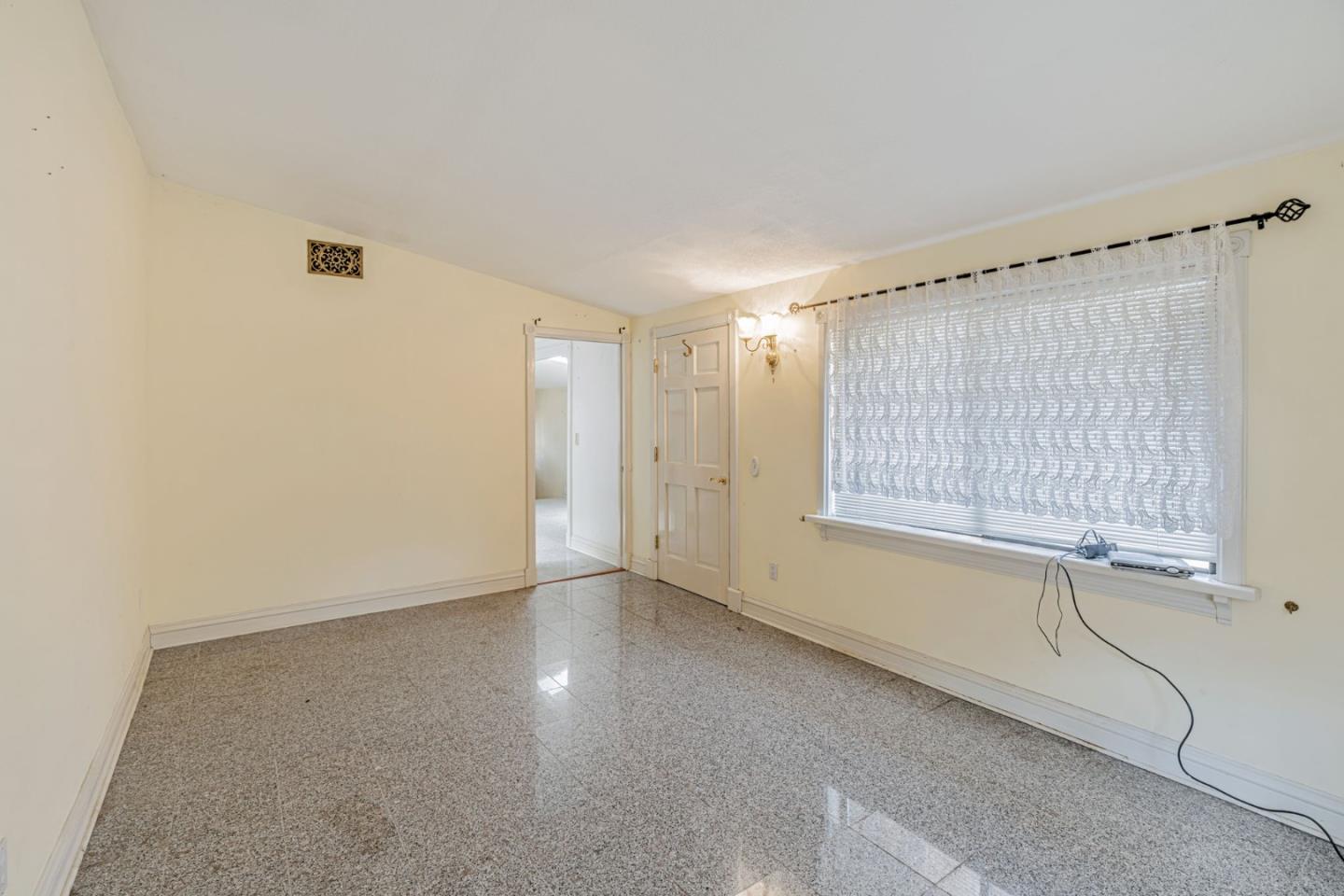 Detail Gallery Image 19 of 38 For 1113 Patterson Ln, Pacific Grove,  CA 93950 - 3 Beds | 1 Baths