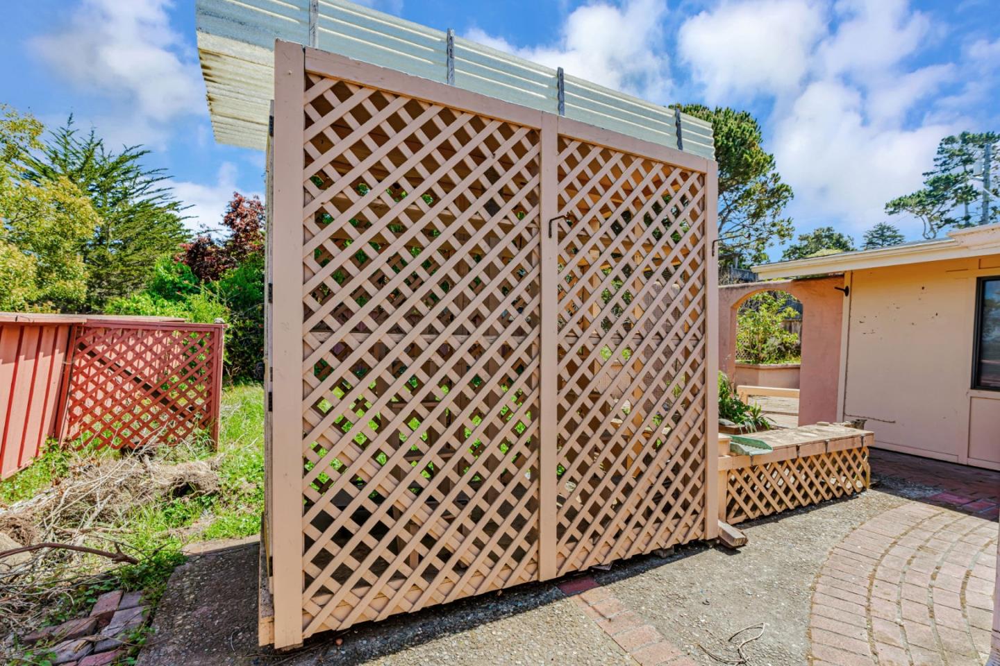 Detail Gallery Image 25 of 38 For 1113 Patterson Ln, Pacific Grove,  CA 93950 - 3 Beds | 1 Baths