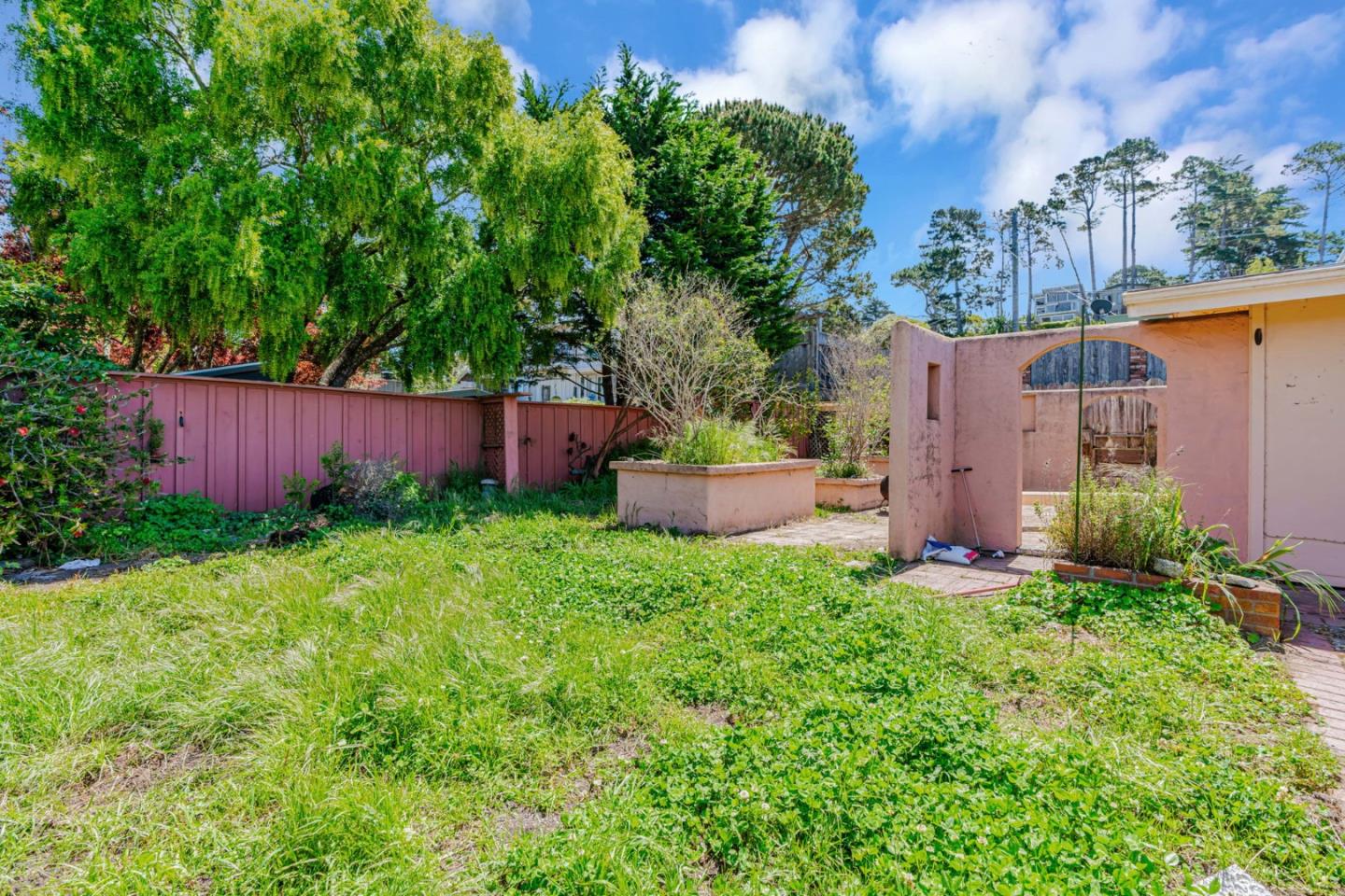 Detail Gallery Image 34 of 38 For 1113 Patterson Ln, Pacific Grove,  CA 93950 - 3 Beds | 1 Baths