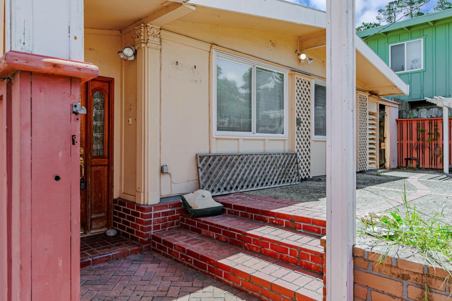 Detail Gallery Image 5 of 38 For 1113 Patterson Ln, Pacific Grove,  CA 93950 - 3 Beds | 1 Baths