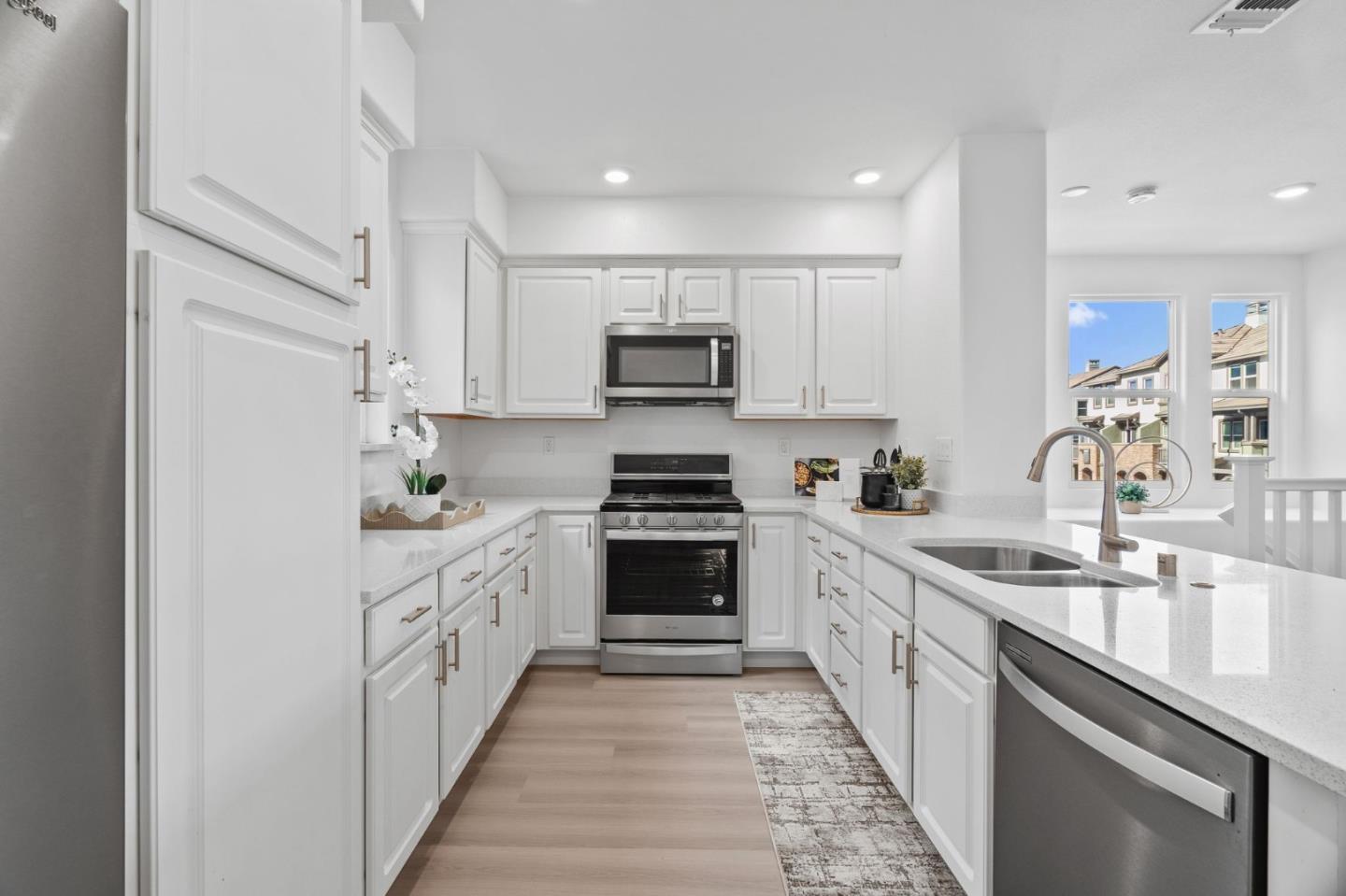 Detail Gallery Image 18 of 53 For 1453 Cherry Cir, Milpitas,  CA 95035 - 3 Beds | 2/1 Baths