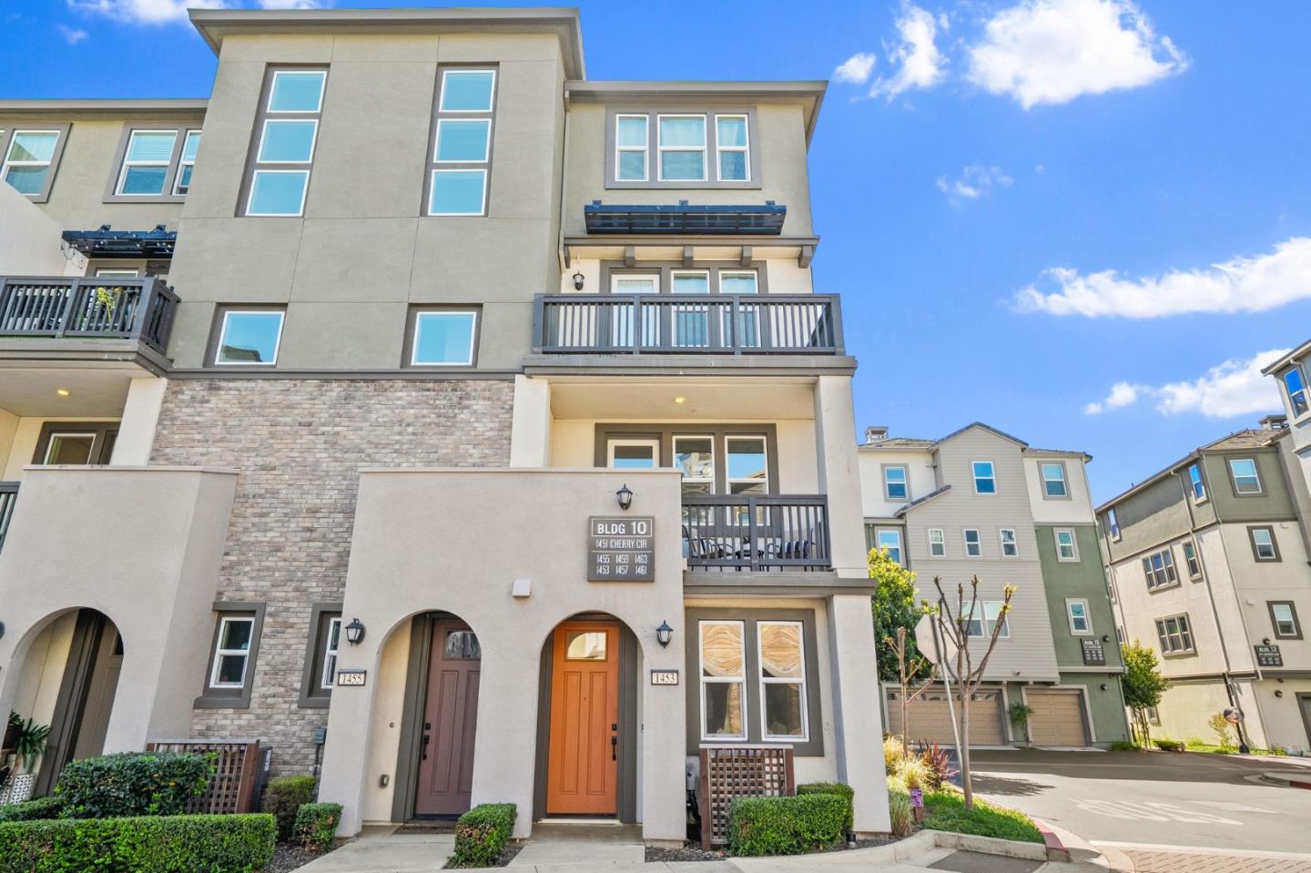 Detail Gallery Image 2 of 53 For 1453 Cherry Cir, Milpitas,  CA 95035 - 3 Beds | 2/1 Baths