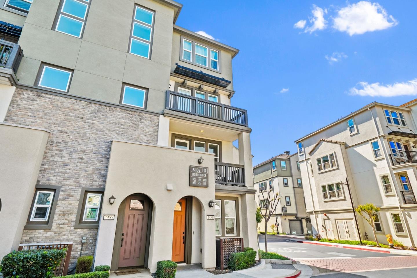 Detail Gallery Image 3 of 53 For 1453 Cherry Cir, Milpitas,  CA 95035 - 3 Beds | 2/1 Baths