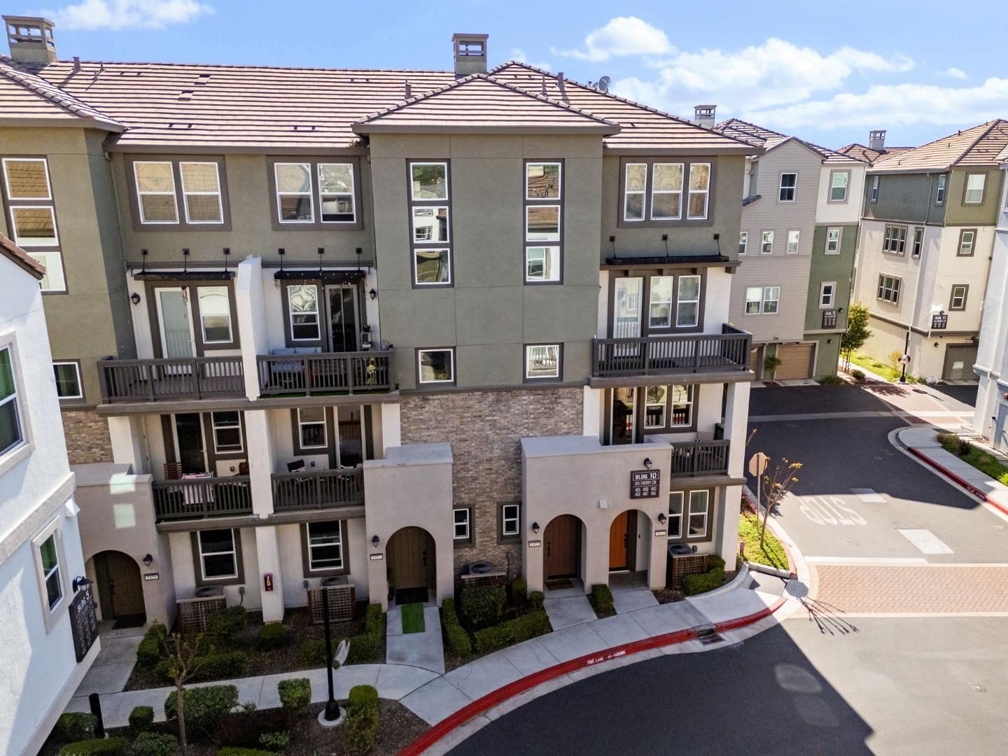 Detail Gallery Image 45 of 53 For 1453 Cherry Cir, Milpitas,  CA 95035 - 3 Beds | 2/1 Baths