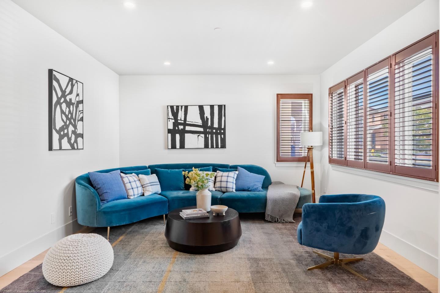 Detail Gallery Image 4 of 56 For 2088 Cully Pl, San Jose,  CA 95124 - 4 Beds | 4/1 Baths
