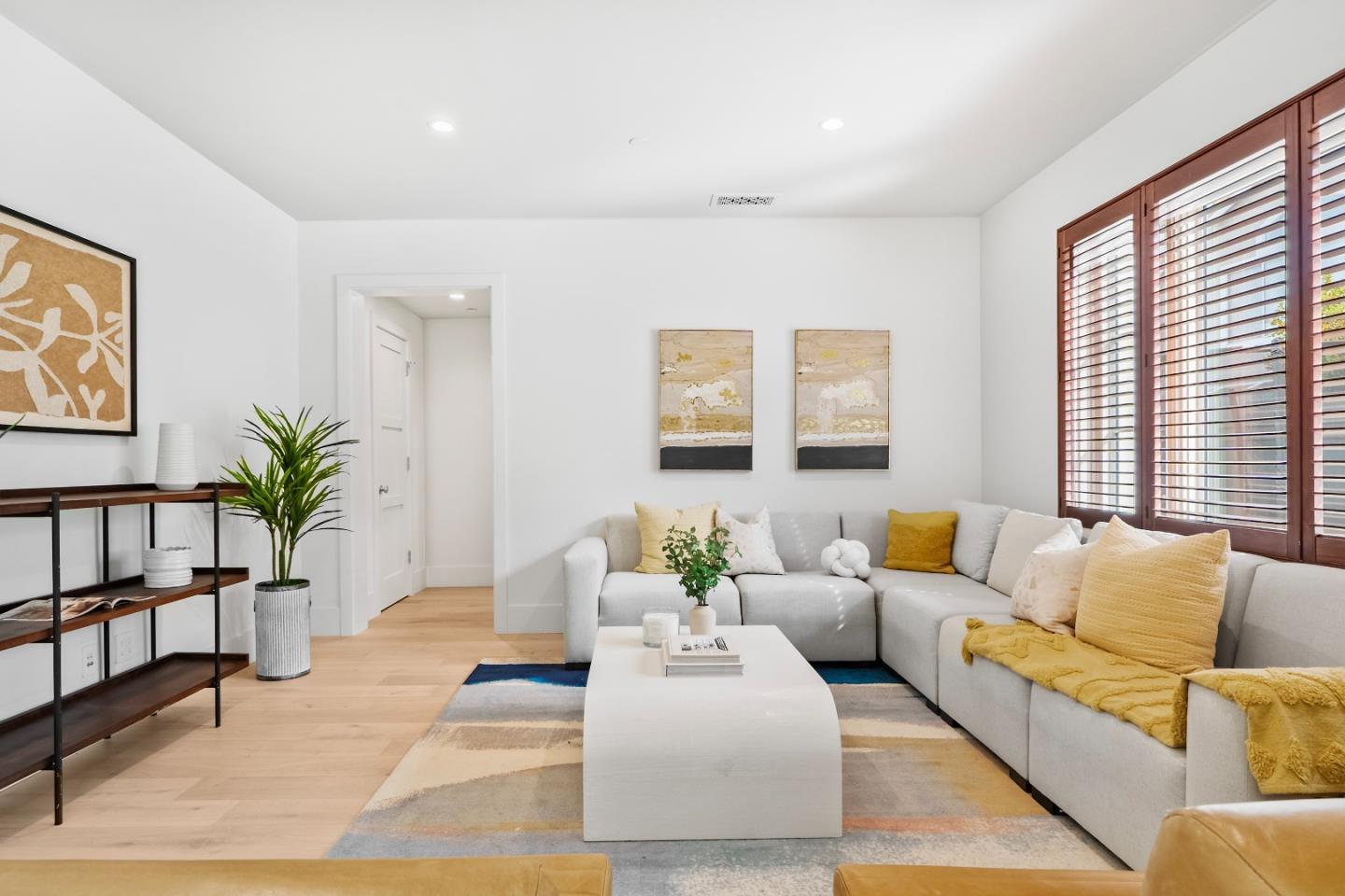 Detail Gallery Image 5 of 56 For 2088 Cully Pl, San Jose,  CA 95124 - 4 Beds | 4/1 Baths