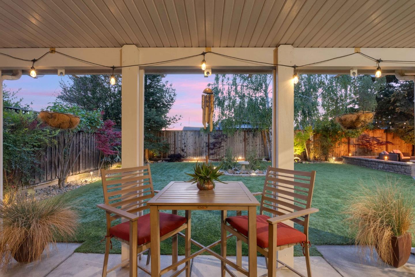 Detail Gallery Image 10 of 33 For 304 Henderson Dr, San Jose,  CA 95123 - 3 Beds | 2 Baths