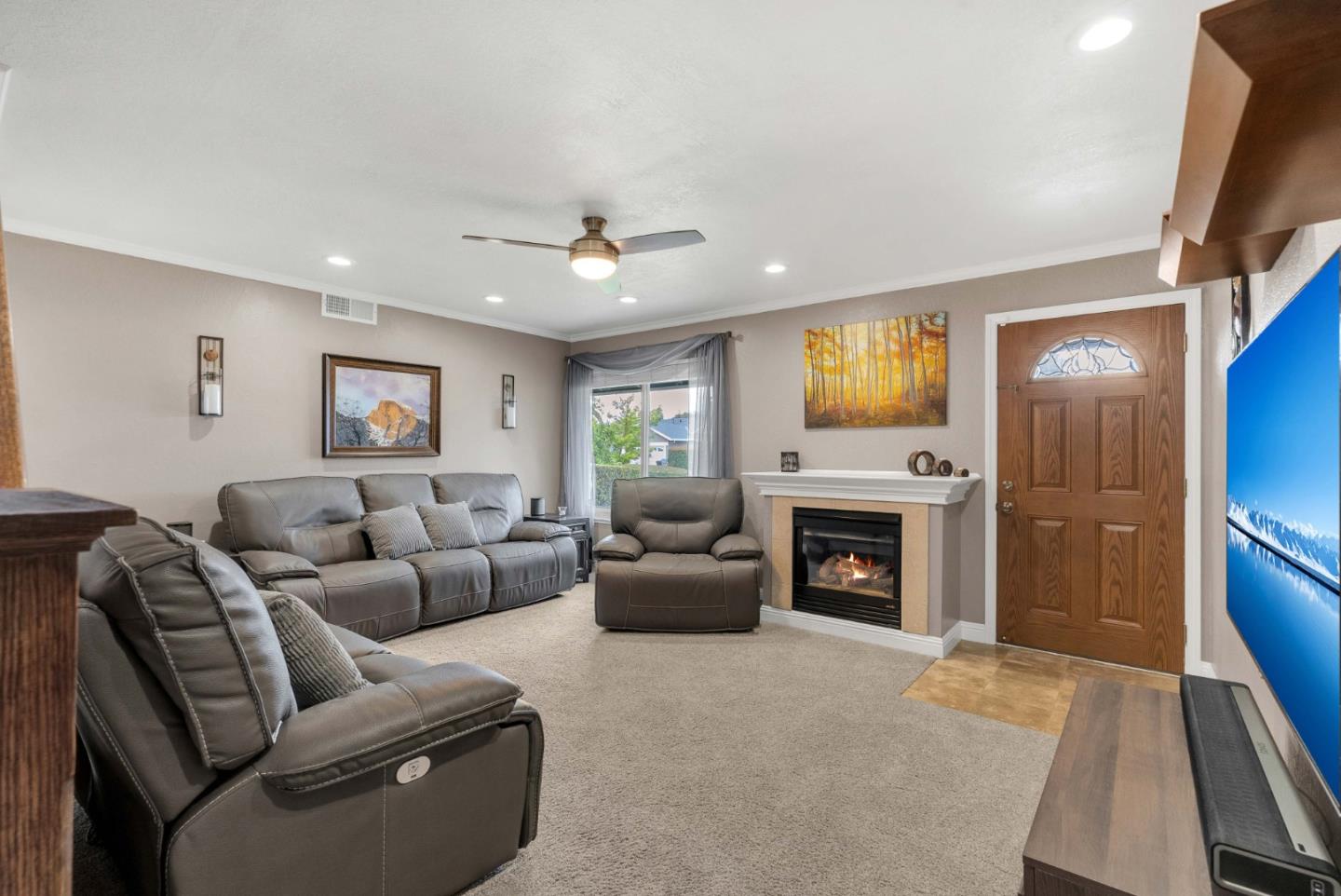 Detail Gallery Image 13 of 33 For 304 Henderson Dr, San Jose,  CA 95123 - 3 Beds | 2 Baths