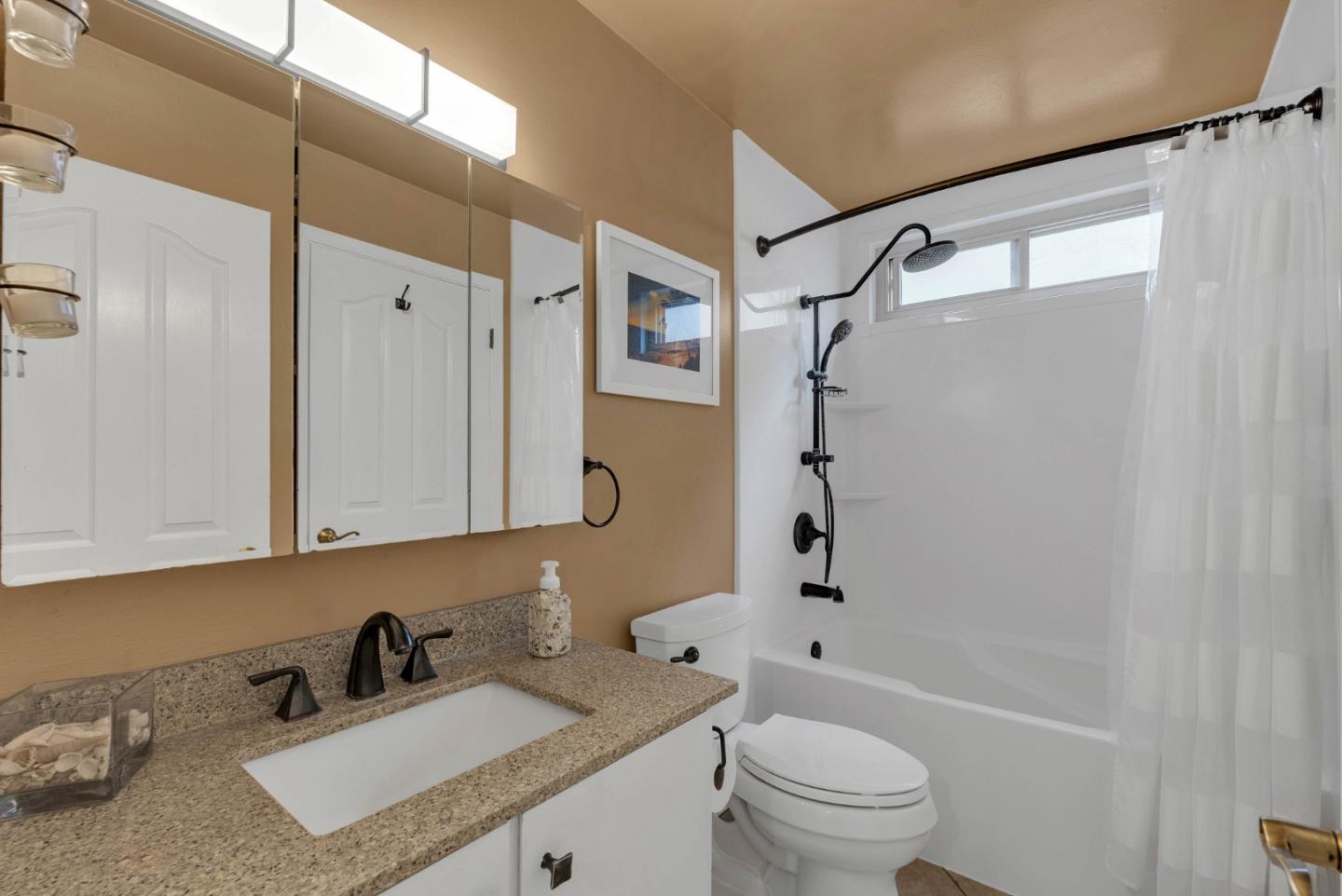 Detail Gallery Image 21 of 33 For 304 Henderson Dr, San Jose,  CA 95123 - 3 Beds | 2 Baths