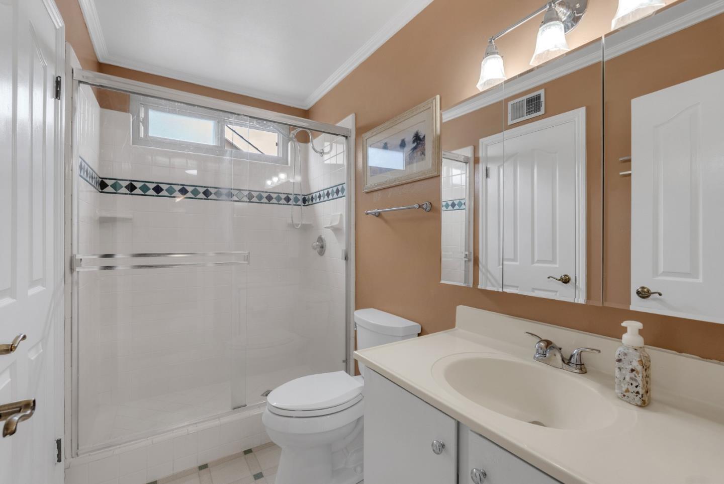 Detail Gallery Image 28 of 33 For 304 Henderson Dr, San Jose,  CA 95123 - 3 Beds | 2 Baths