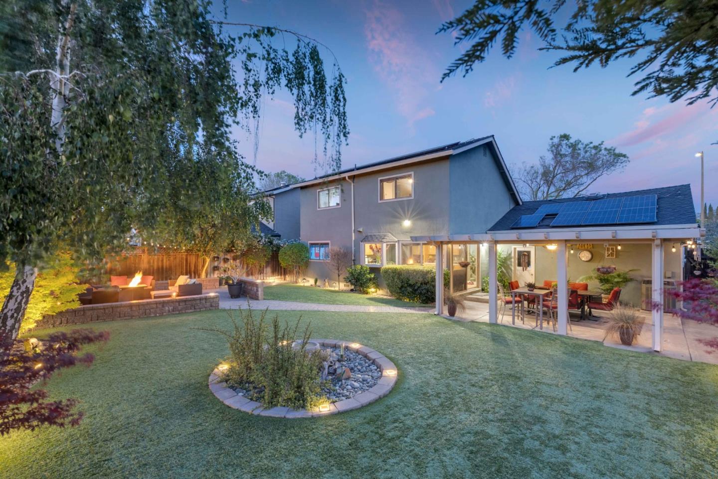 Detail Gallery Image 7 of 33 For 304 Henderson Dr, San Jose,  CA 95123 - 3 Beds | 2 Baths