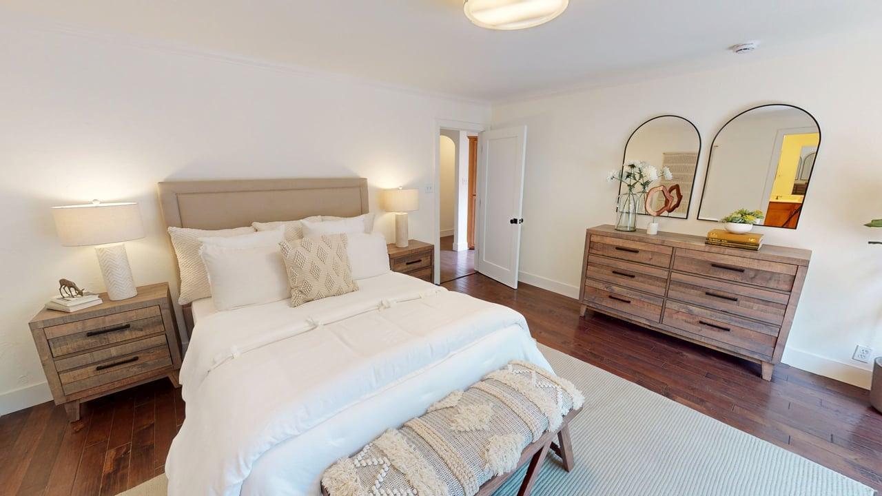 Detail Gallery Image 15 of 22 For 2123 Edgewood Rd, Redwood City,  CA 94062 - 3 Beds | 2 Baths